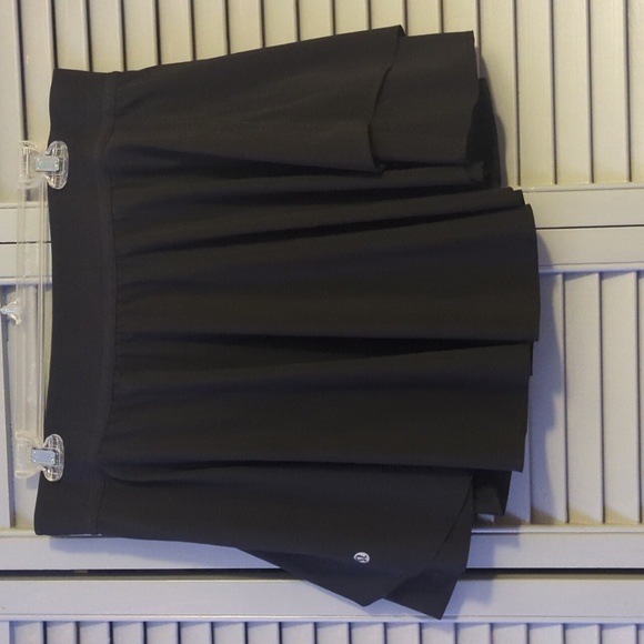 Lululemon Court Rival High Rise size 12 - Picture 2 of 12